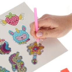 Alternative view of Teemantmosaiik kleepsude valmistamise komplekt