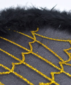 Alternative view of Mustad ingli tiivad