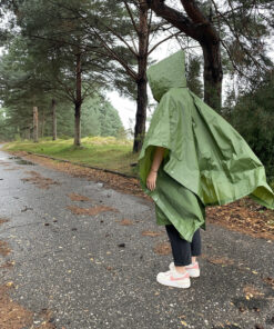 Alternative view of Vihmamantel / vihmakeep / vihma-pontšo