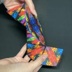 Maagiline kujumuutev kuubik Soodukas.Com