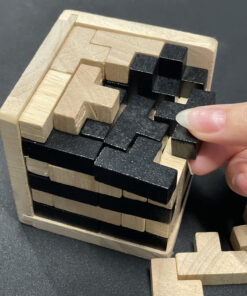 Alternative view of Ruumiline puidust pusle-mõistatus