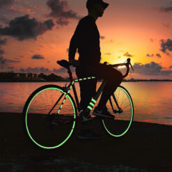 Pimedas helendav teip 3cm x 3m/5m – Soodukas.Com Pimedas helendav teip 3cm x 3m/5m Soodukas.Com