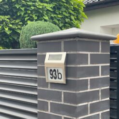 Valgustatud majanumber päikesepaneeliga Soodukas.Com