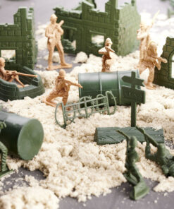 Alternative view of Sõdurifiguuride ja sõjaväebaasi komplekt - 114 osa