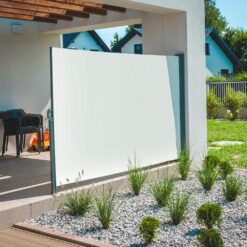 Lahtitõmmatav terrassi sein -