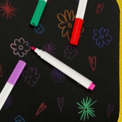 Joonistustahvlitega kaustik + kriidimarkerid – Soodukas.Com Joonistustahvlitega kaustik + kriidimarkerid Soodukas.Com