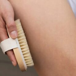 Alternative view of Kehamassaaži hari naturaalsete harjastega