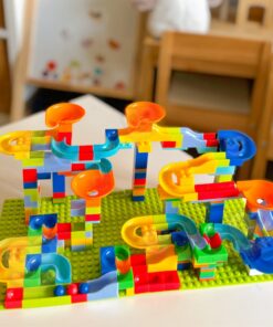 Alternative view of 340-osaline klotsikomplekt kuuliraja ehitamiseks