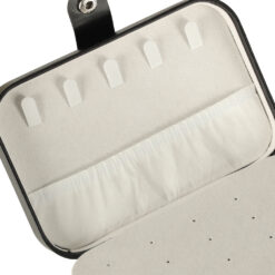 Eraldi lahtrid aitavad ehetel püsida korras