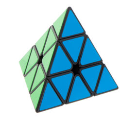 Püramiidikujuline loogikapusle sujuva pöörlemise ja hea haardega