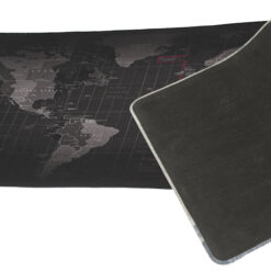 Suur maailmakaardiga lauamatt klaviatuuri ja hiire alla