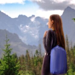 Magamiskott praktilise kapuutsiga