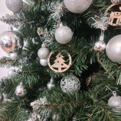 Puidust jõulukuulide komplekt Soodukas.Com