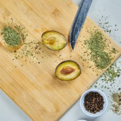 4 bambusest lõikelauda koos hoidikuga – Soodukas.Com 4 bambusest lõikelauda koos hoidikuga Soodukas.Com