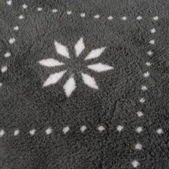 Pehme soe tekk koos padjapüüridega 160x200cm – Soodukas.Com Pehme soe tekk koos padjapüüridega 160x200cm Soodukas.Com