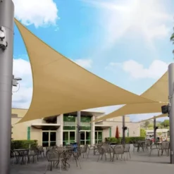 Kolmnurkne päikesevarju puri – Soodukas.Com Kolmnurkne päikesevarju puri Soodukas.Com