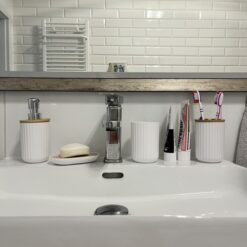 Valge vannitoatarvikute komplekt Soodukas.Com