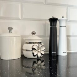 Puidust soola-pipraveskid komplekt Soodukas.Com