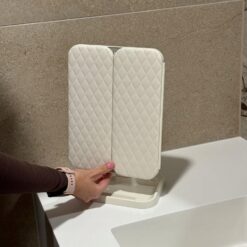 Meigipeegel reguleeritava LED-valgustuse ja suurendusega Soodukas.Com