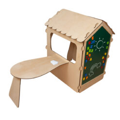 Puidust mängumaja tahvli, laua ja LED-valgustusega