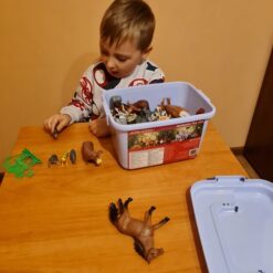 Loomafiguuride komplekt kohvris Soodukas.Com