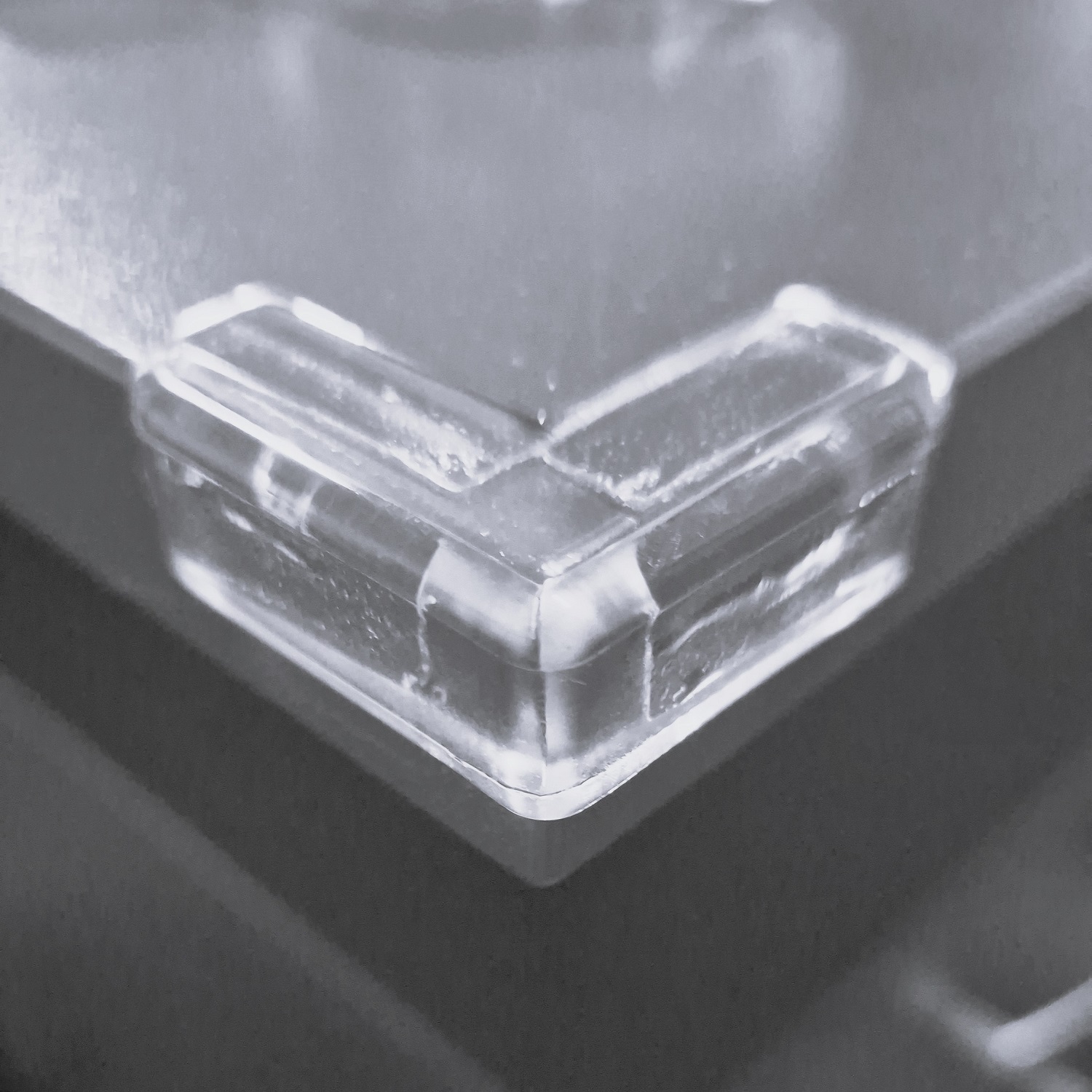 Läbipaistvad nurgakaitsmed 12tk – Soodukas.Com Läbipaistvad nurgakaitsmed 12tk - Image 3