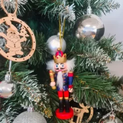 Puidust pähklipurejate komplekt Soodukas.Com