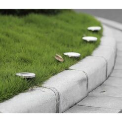 Päikeseenergial töötavad aiavalgustid Soodukas.Com