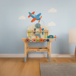 Alternative view of Puidust tööpink tööriistade ja tarvikutega