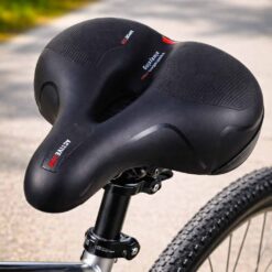 Pehme jalgrattasadul helkuriga