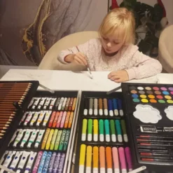 Suur kunstitarvete komplekt (145 osa) – Soodukas.Com Suur kunstitarvete komplekt (145 osa) Soodukas.Com