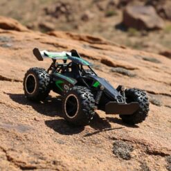 Kaugjuhitav off-road puldiauto Soodukas.Com