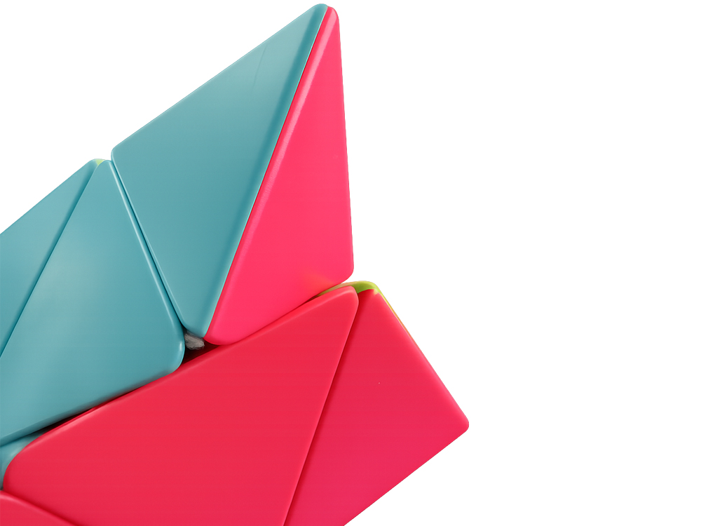 Pyraminx 2x2 loogikamäng (kolmnurkne Rubiku kuubik) – Soodukas.Com Pyraminx 2x2 loogikamäng (kolmnurkne Rubiku kuubik) - Image 7