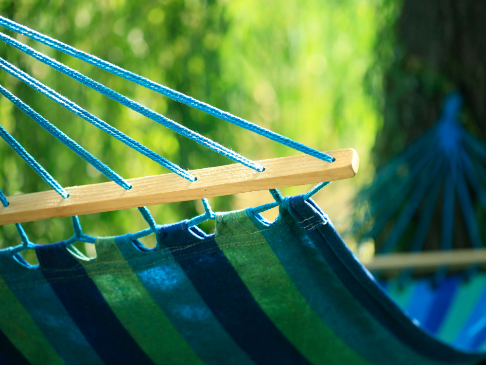 Hamak ogrodowy wzmocniony w paski kolorowy drewno bujak huśtawka 200 x 80 – Soodukas.Com Hamak ogrodowy wzmocniony w paski kolorowy drewno bujak huśtawka 200 x 80 - Image 10