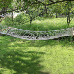 Hamak ogrodowy sznurkowy siatka drewniane poprzeczki boho pleciony biały Soodukas.Com