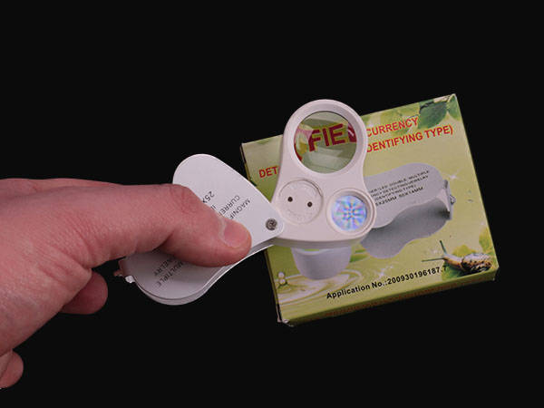 Kokkuklapitav juveliirilupp UV-LED – Soodukas.Com Kokkuklapitav juveliirilupp UV-LED - Image 4