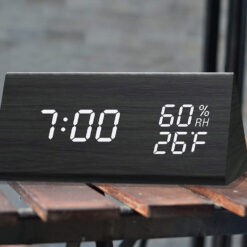 Stiilne multifunktsionaalne äratuskell Soodukas.Com