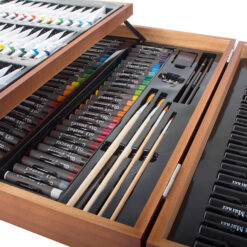 Kunstikomplekt puidust kohvris Soodukas.Com