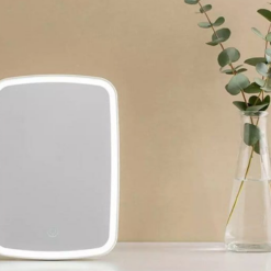 Valgustusega meigipeegel Soodukas.Com