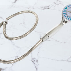 Mugav dušikomplekt kolme režiimiga Soodukas.Com