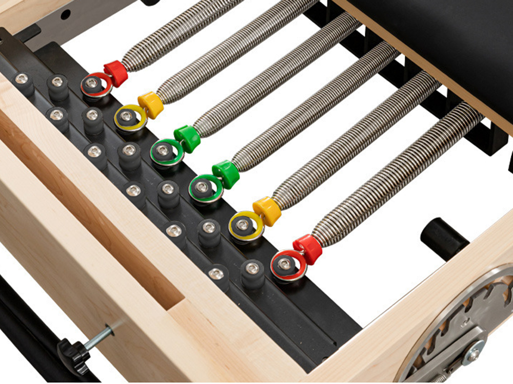 Pilates reformer treeningvoodi reguleeritava takistuse ja puidust raamiga – Soodukas.Com Pilates reformer treeningvoodi reguleeritava takistuse ja puidust raamiga - Image 5
